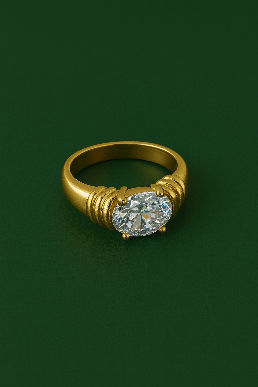 Bague plaquée or 18K avec zircon blanc – Élégance intemporelle