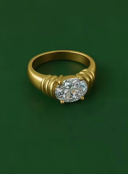 Bague plaquée or 18K avec zircon blanc – Élégance intemporelle